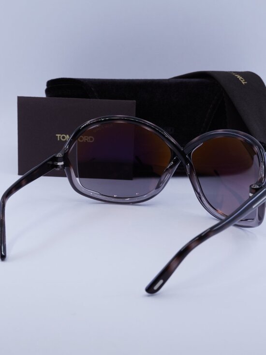 Tom Ford Bettina FT1068 55C Geometric Sunglasses - Gradient Grey Havana/Smoke main image 6